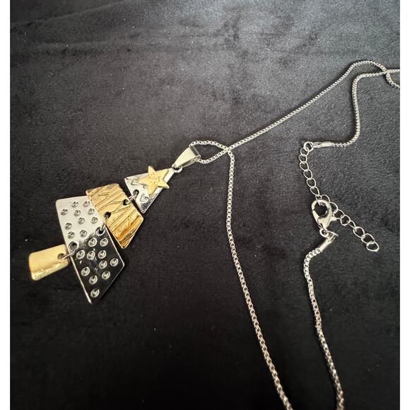 New Silver Christmas Tree Pendant Necklace — Festive Holiday Jewelry N131 - Picture 4 of 4